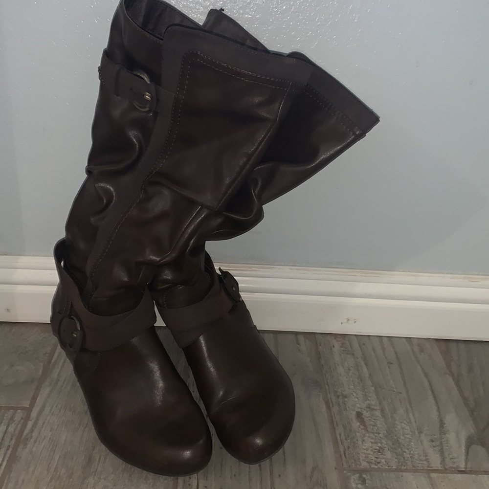 Brown Rialto boots size 8 wide calf friendly - Picture 4 of 7